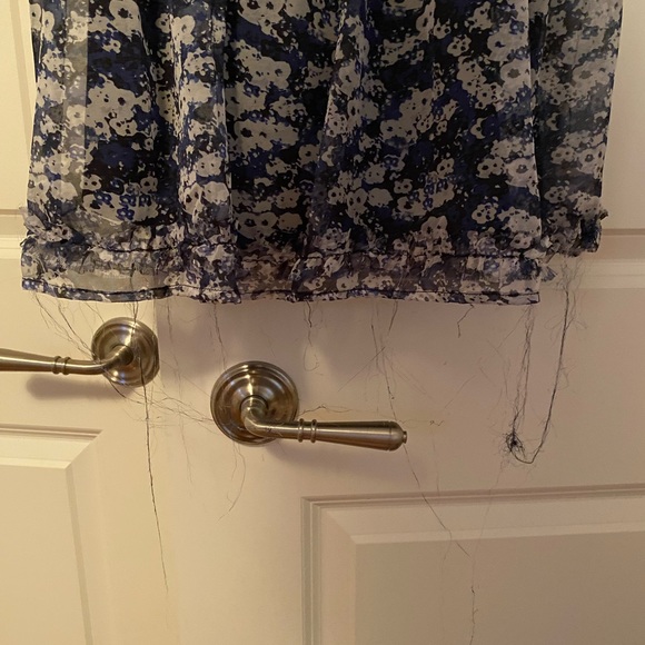 Lost Dress - Picture 4 of 5